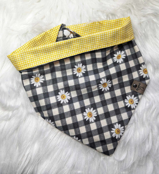 Black Check Diasy SNAP dog Bandana