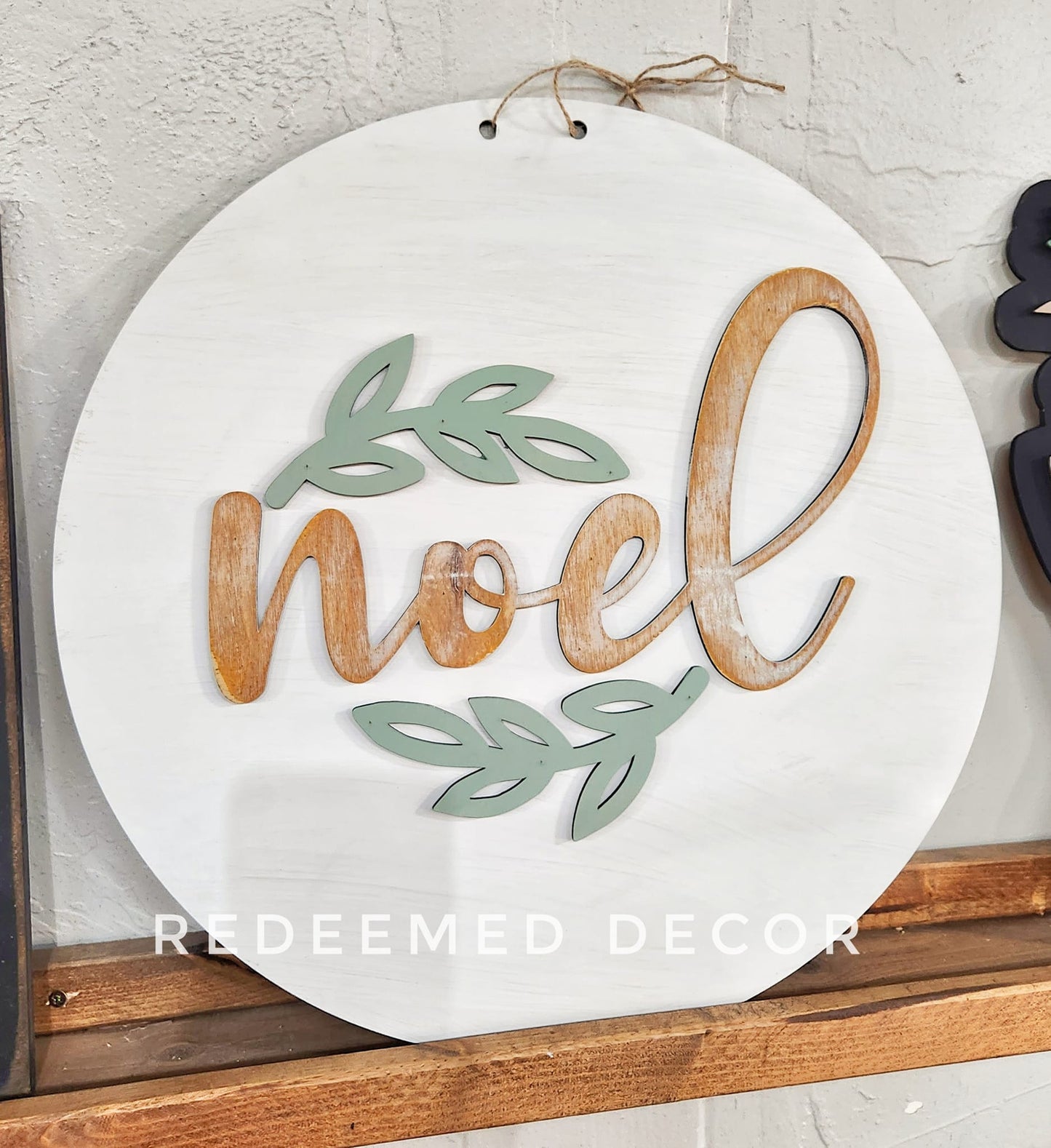 Noel Doorhanger