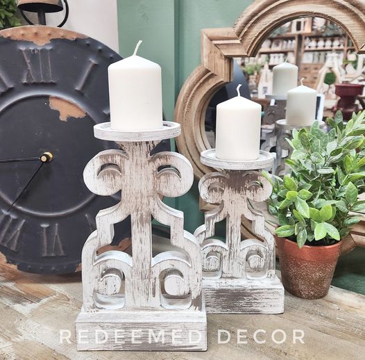 Scroll Candle sticks